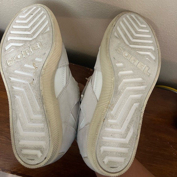 Sorel Out ’N About White Wedge Hi Top Sneaker Minimalist Streetwear Athleisure 8 - Picture 6 of 9